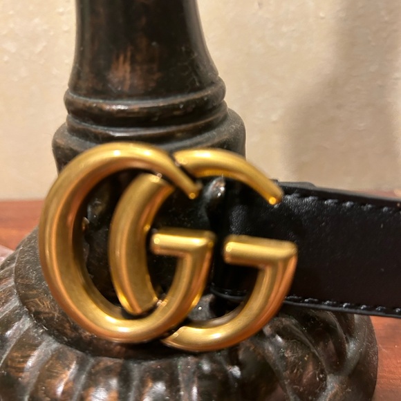 Gucci Unisex Leather Gold GG Buckle Belt main image 4